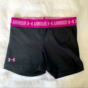 NWOT Under Armour Spandex Shorts w/Elastic Band, M